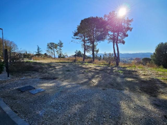Terrain vente à Cadenet, Vaucluse