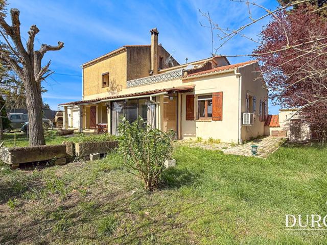 Maison vente à Carpentras, Caderousse