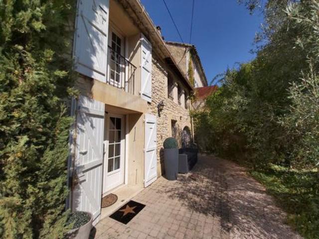 Maison vente à Carpentras, Caderousse