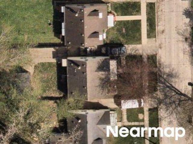 House for sale in Wayne