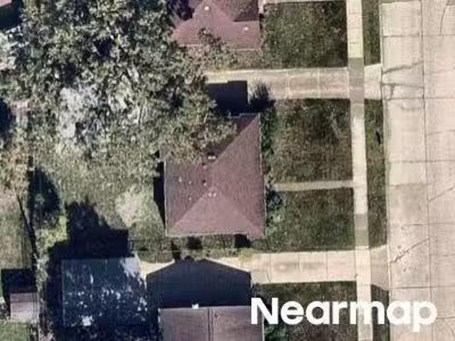 House for sale in Taylor