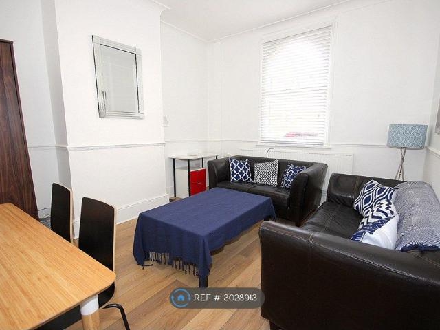 House for rent in Walworth, Greater London
