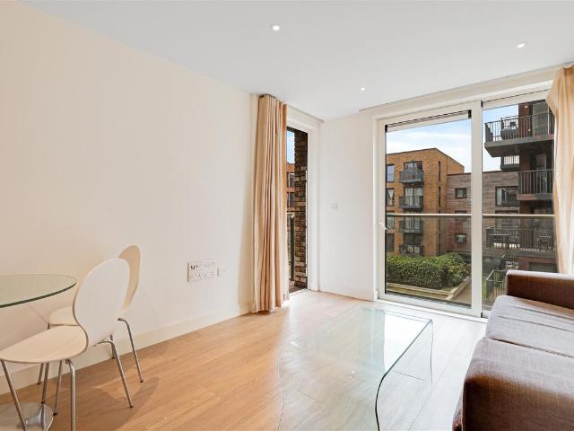 Apartment for rent in Rotherhithe, Greater London