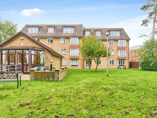 House for sale in New Malden, Greater London