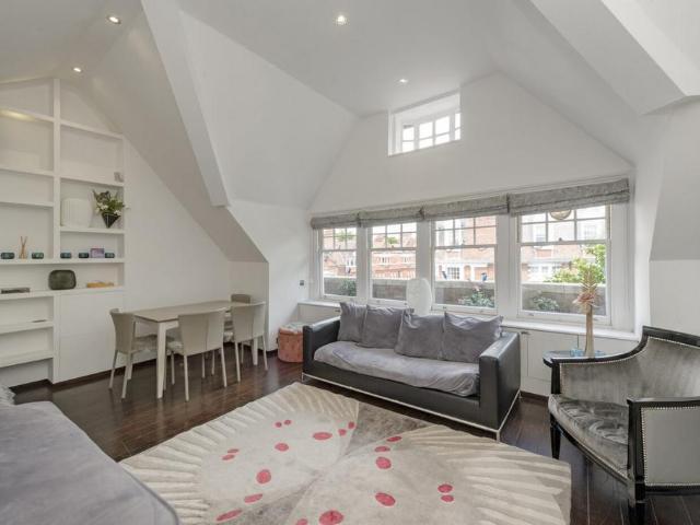 Apartment for rent in Chelsea, Greater London