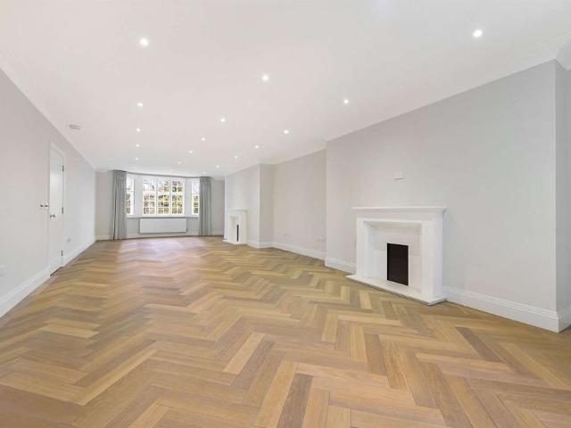 Apartment for rent in Chelsea, Cat Hill