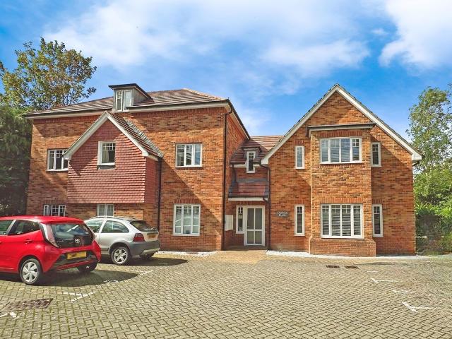 Apartment for rent in North Heath, Horsham