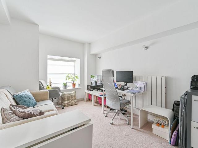 House for rent in Plumstead, Greater London