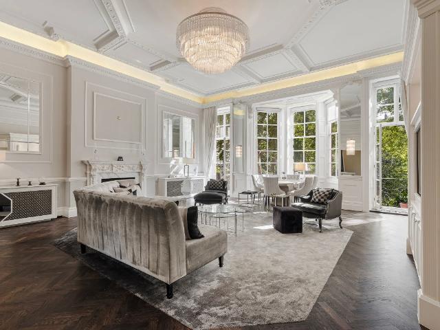 Apartment for rent in Chelsea, Greater London