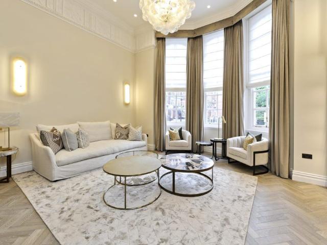 Apartment for rent in Chelsea, Greater London