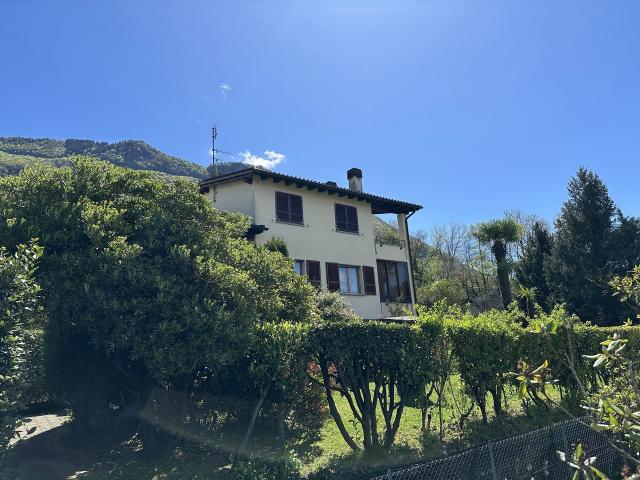 Haus kaufen in Aldesago, Tessin