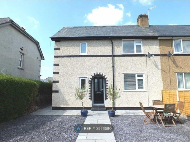 House for rent in Trofarth, Wales