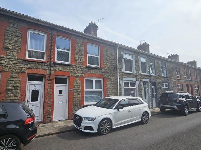 House for rent in Llanhilleth, Wales