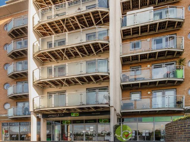 Apartment for rent in Hythe, Fordham Heath