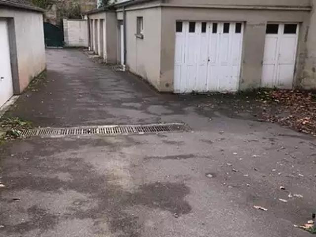 Garage location à Caen