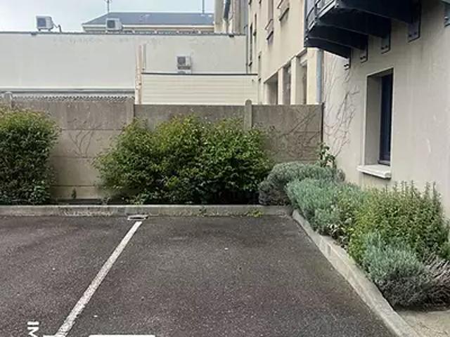 Garage location à Caen