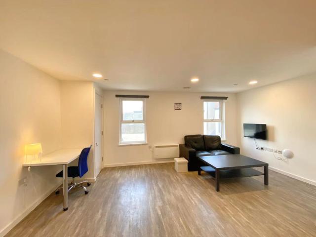 Apartment for rent in Falcon Lodge, Wales