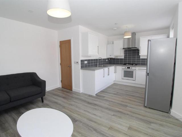 Apartment for rent in Falcon Lodge, Wales