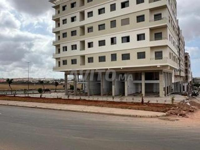 Local commercial vente à Anfa, Gharb-Chrarda-Beni Hssen