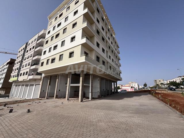 Local commercial vente à Anfa, Gharb-Chrarda-Beni Hssen