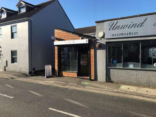 Commercial for sale in Berrow