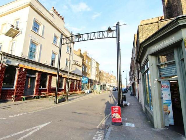 Commercial for sale in Barnsbury, Greater London