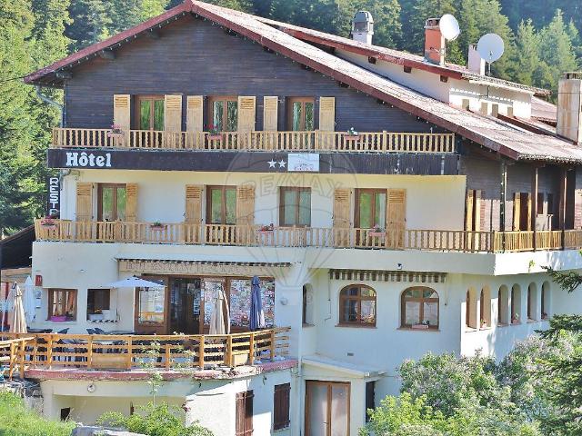 Local Commercial vente à France métropolitaine, L'escarène