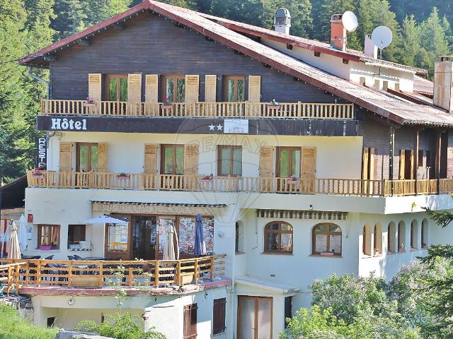 Local Commercial vente à France métropolitaine, L'escarène