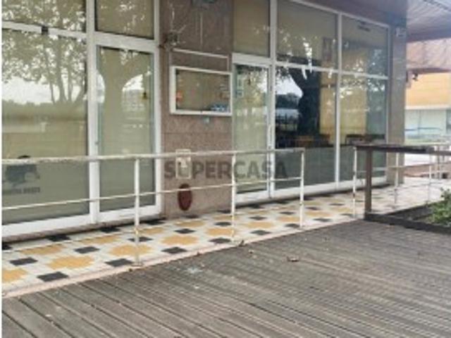 Armazém venda em Gavião, Braga
