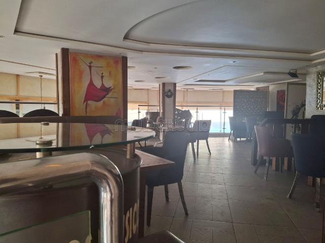 Local commercial vente à Anfa, Gharb-Chrarda-Beni Hssen