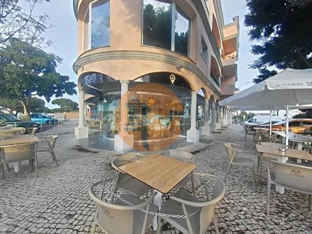 Ponto Comercial venda em Quarteira