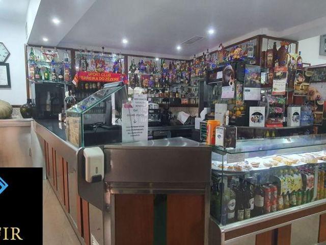 Loja venda em Rego Da Murta, Santarém