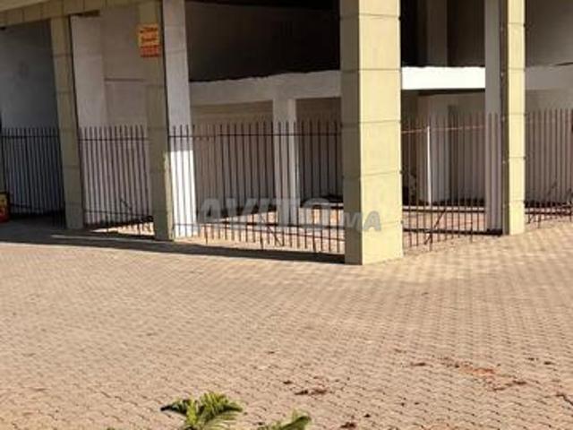 Local commercial vente à Anfa, Gharb-Chrarda-Beni Hssen