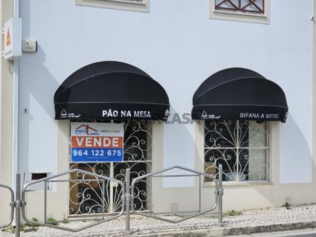 Armazém venda em Peniche, Leiria