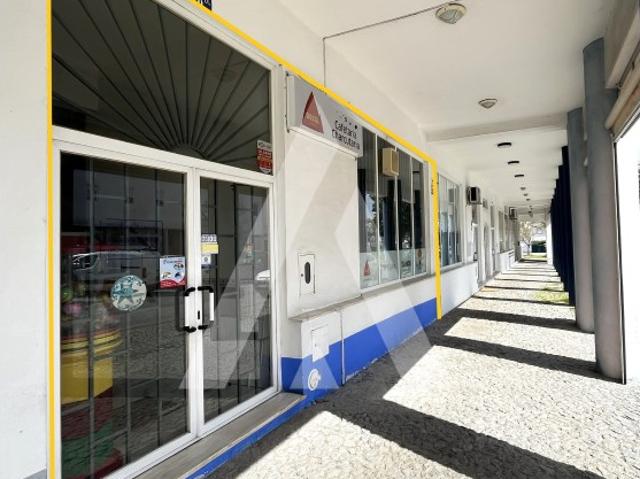 Loja venda em Bacelo e Senhora da Saúde, Évora