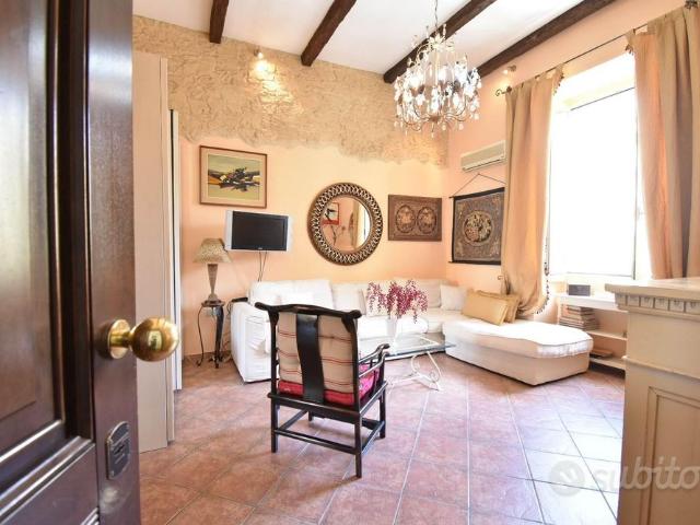 Villa Indipendente in affitto a Fonsarda, Cagliari