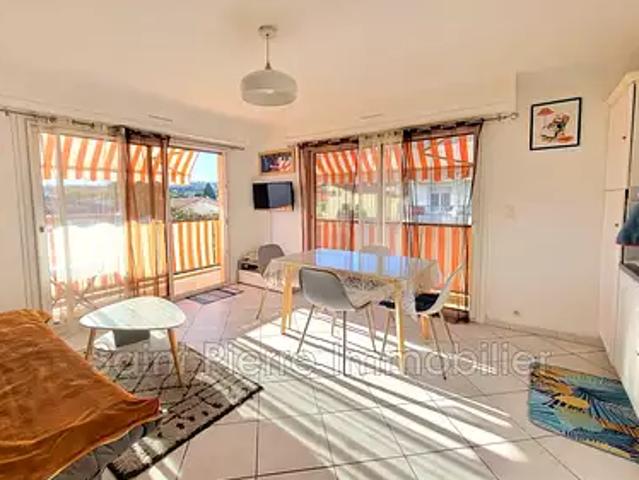 Appartement location à Cagnes-sur-Mer, Alpes-Maritimes