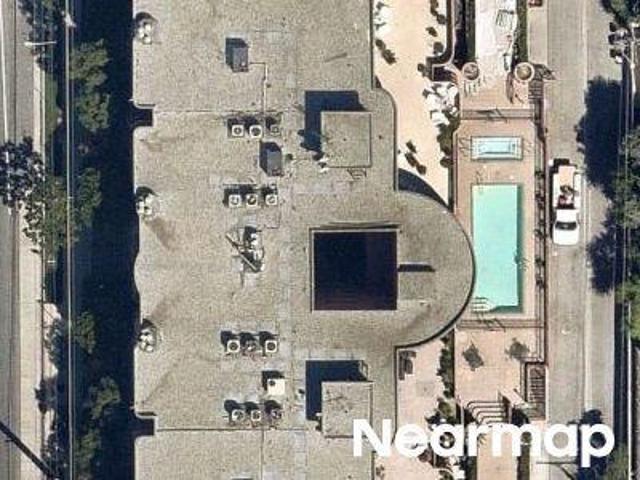 Condo for sale in Greater Toluca Lake Neighborhood Council District, Los Angeles