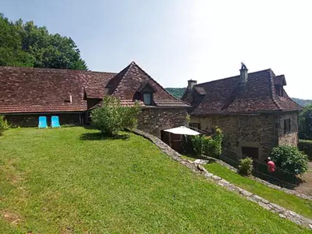 Maison vente à Figeac, Cahus