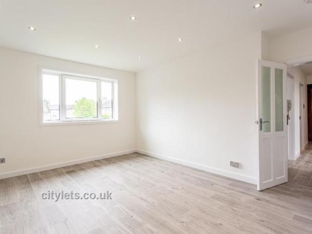 Flat for rent in Ballindoch, Scotland