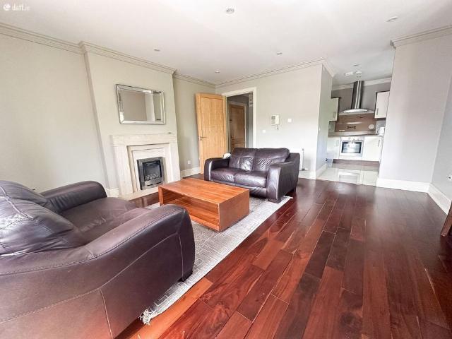 Apartment to rent in Kilternan, North Tipperary