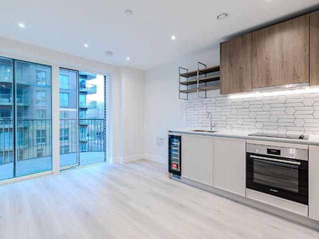 House for rent in Kidbrooke Village, Greater London