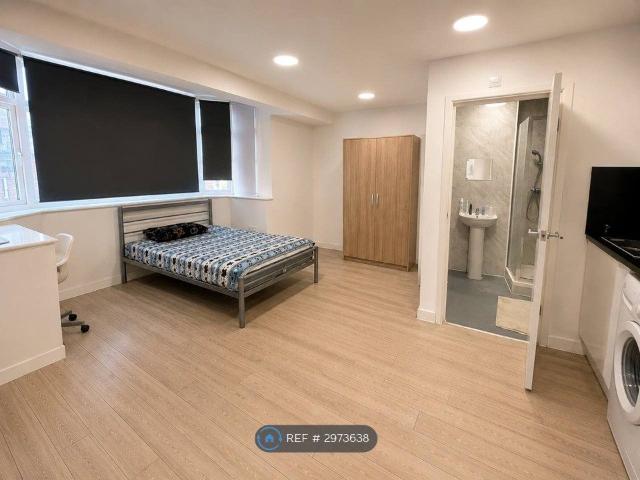 Studio for rent in Dollis Hill, Greater London