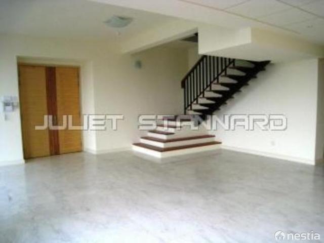 Apartment for sale in Newton