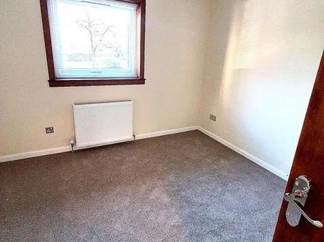 Apartment for rent in Crookston, Scotland