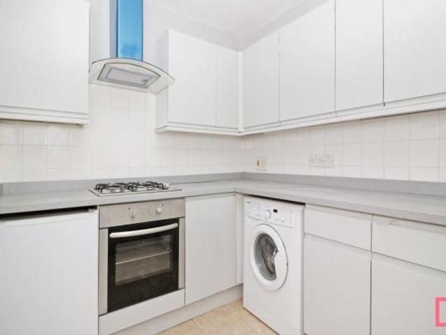 House for rent in London Borough of Merton, Collier's Wood