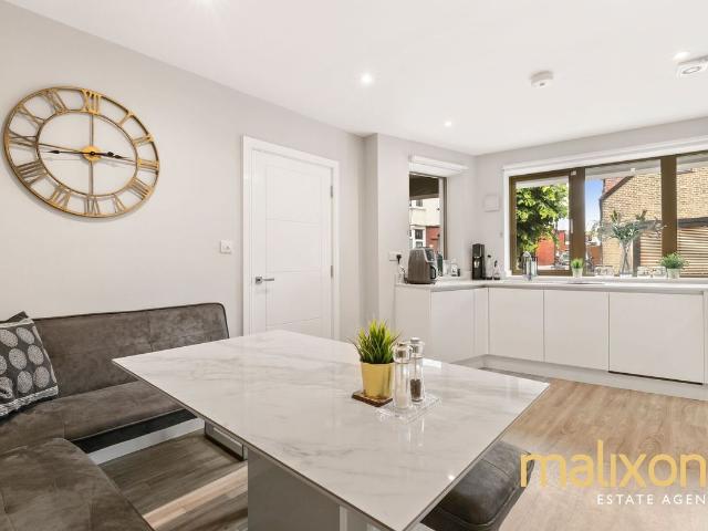House for rent in London Borough of Merton, Mitcham
