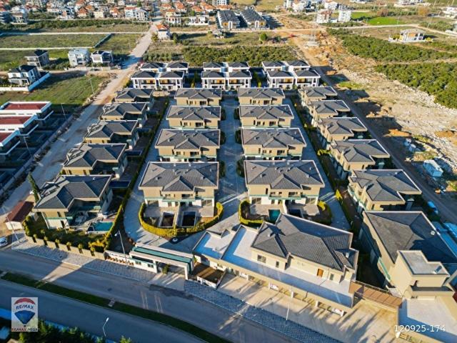 Döşemealti, Antalya içerisinde satılık Villa