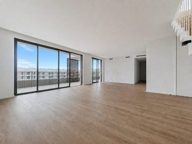 Apartamento alugar em Póvoa De Santa Iria, Lisboa
