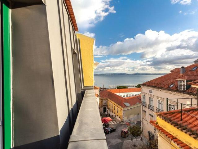Apartamento alugar em São Vicente de Fora, Lisboa